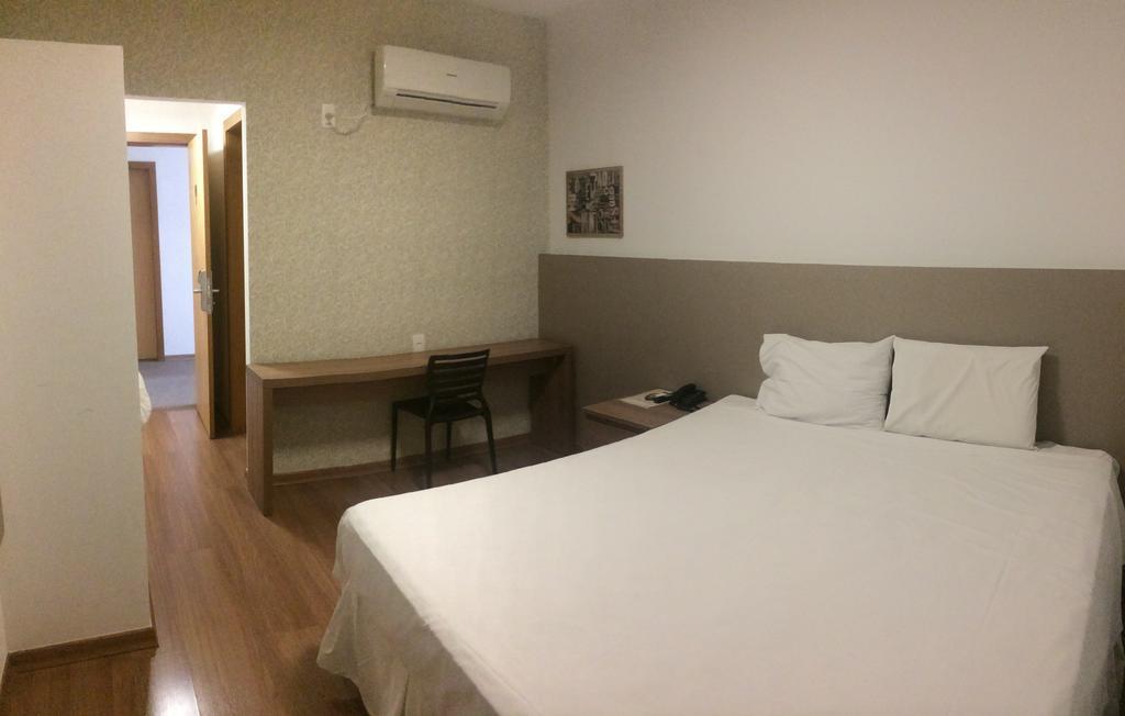 Lord Hotel Aeroporto Confins Vespasiano Eksteriør bilde