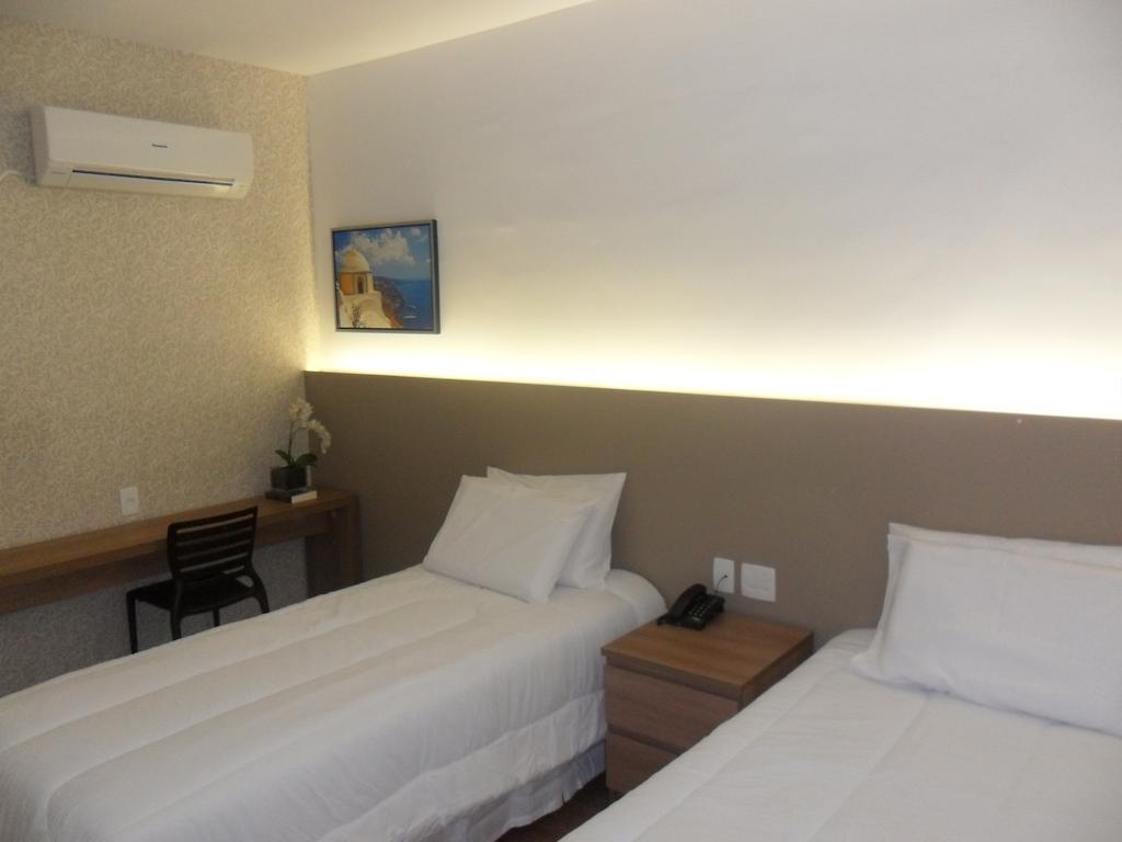 Lord Hotel Aeroporto Confins Vespasiano Eksteriør bilde