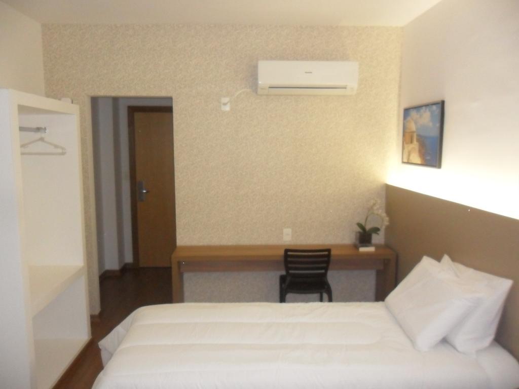 Lord Hotel Aeroporto Confins Vespasiano Rom bilde