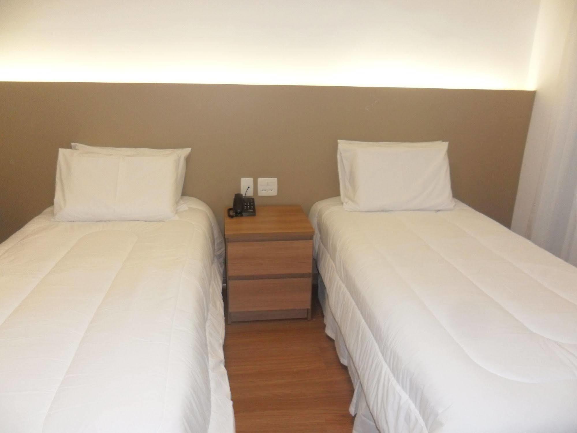 Lord Hotel Aeroporto Confins Vespasiano Eksteriør bilde